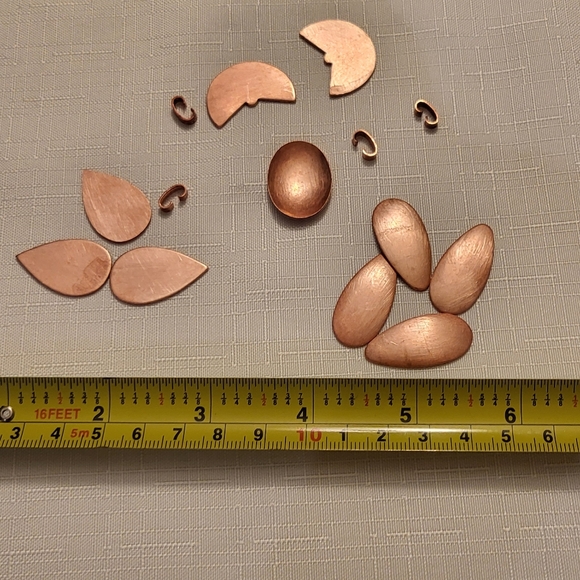 10 small enamelling copper blanks with 4 copper connector links - Picture 10 of 13